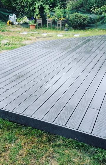 Terrasse en composite Smartboard gris à Lésigny (77)