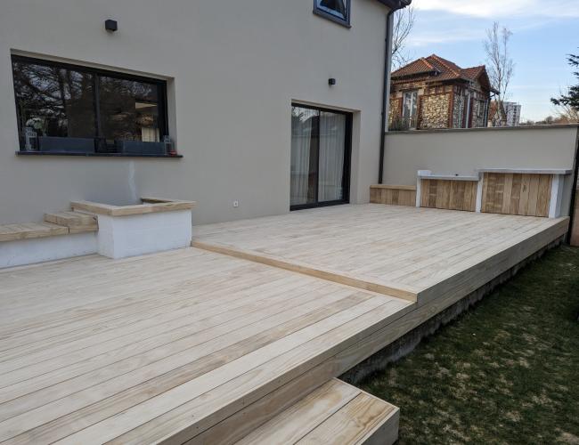 Création de terrasse en bois sur plots PVC Seine et Marne 77