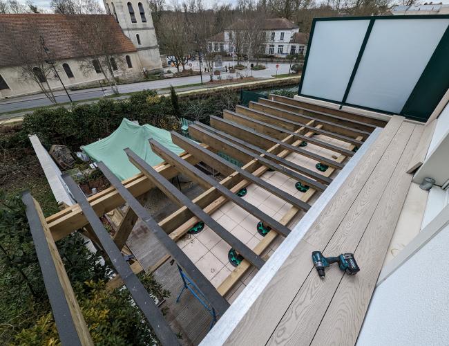 Pose terrasse bois en hauteur 77 Seine et Marne