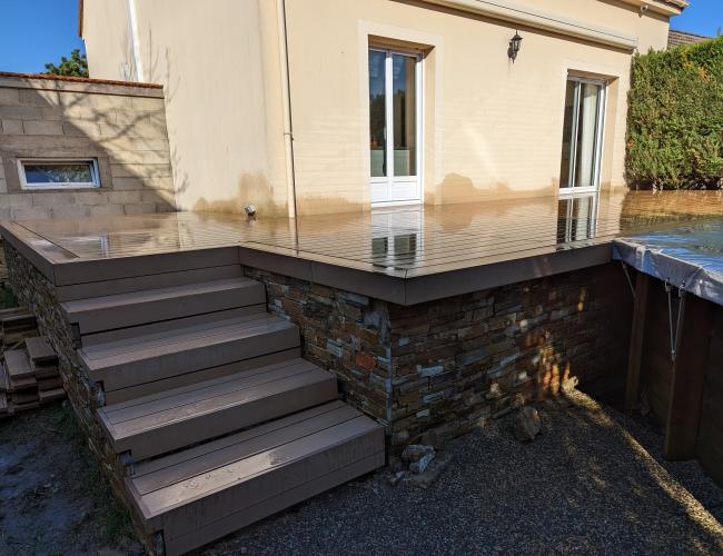 pose de terrasse en bois composite