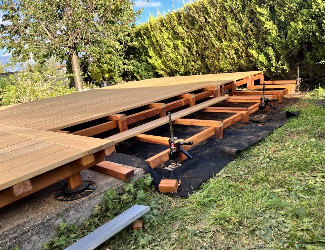 Meaux, Seine-et-Marne : Transformez votre Extérieur avec une Terrasse en Bois Élégante