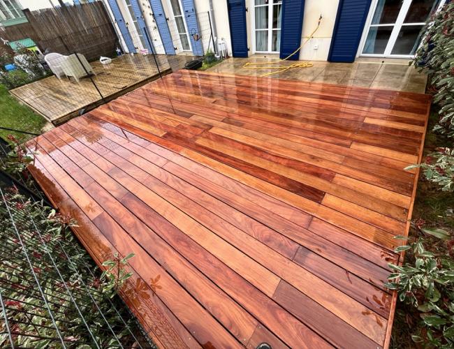Terrasse en bois exotique à Chessy