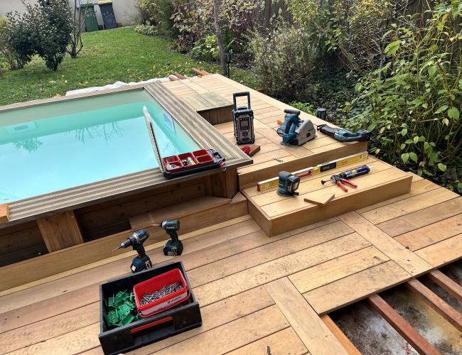 Meilleure essence bois pour terrasse piscine en Île-de-France