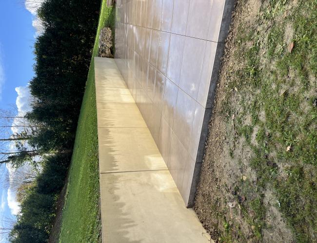 Terrasse céramique sur plots à Chessy (77) – dalles grès cérame 80x80 imitation béton